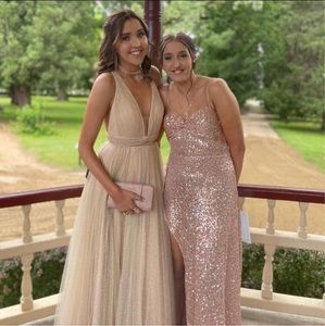 Meet your Posher, Caitlin